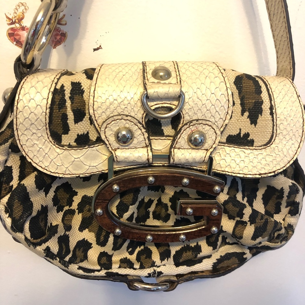 Guess purse